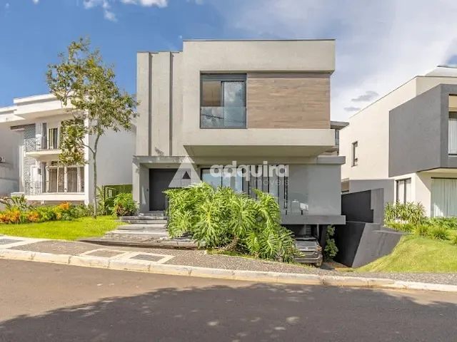Casa com 417m² 4 quartos e 6 banheiros, à venda, no bairro Estrela em Ponta Grossa