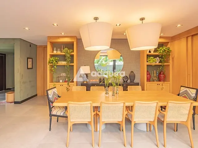 Casa com 417m² 4 quartos e 6 banheiros, à venda, no bairro Estrela em Ponta Grossa