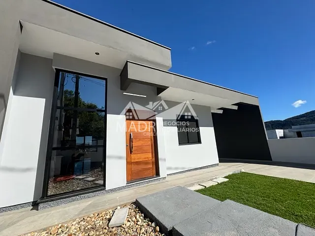 Casa com 250m² 3 quartos e 1 banheiro, à venda, no bairro Potecas em São José