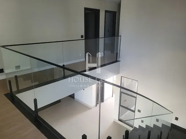 Casa com 350m² 4 quartos e 6 banheiros, à venda, no bairro Parqville Pinheiros em Aparecida de Goiânia