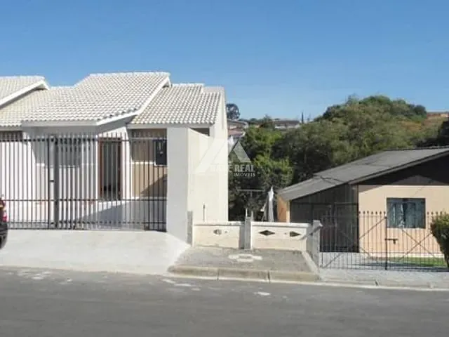 Casa com 94m² 2 quartos e 1 banheiro, à venda, no bairro Nova Rússia em Ponta Grossa