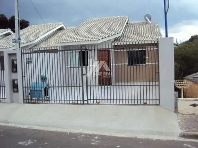 Casa com 94m² 2 quartos e 1 banheiro, à venda, no bairro Nova Rússia em Ponta Grossa