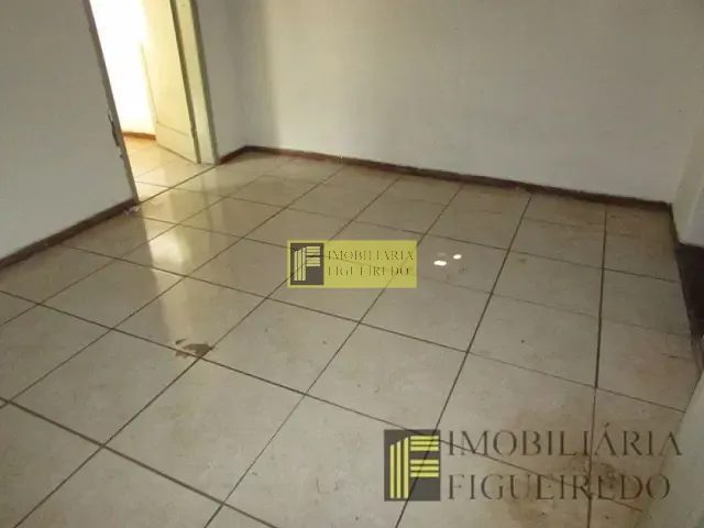 Casa com 40m² 1 quarto e 1 banheiro, para alugar, no bairro Vila Curti em São José do Rio Preto