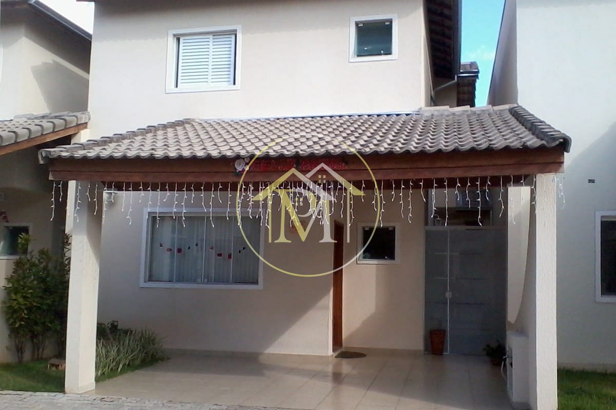 Casa à venda com 3 quartos, 139m² - Foto 1