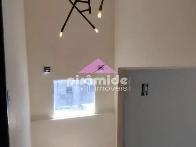 Casa com 250m² 6 quartos e 4 banheiros, à venda, no bairro Conjunto Residencial Galo Branco em São José Dos Campos