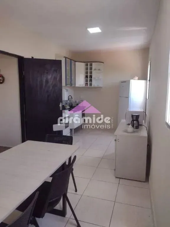 Casa, 6 quartos, 260 m² - Foto 4