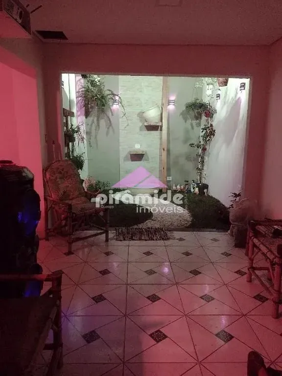 Casa, 6 quartos, 260 m² - Foto 8