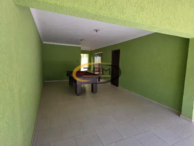 Casa com 350m² 3 quartos e 2 banheiros, à venda, no bairro Igapó em Londrina