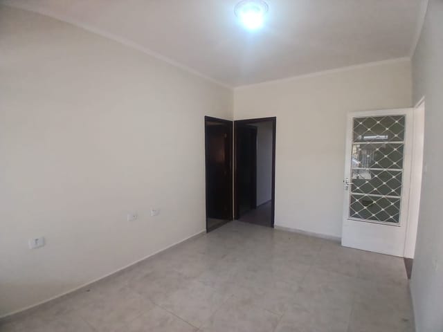 Casa com 172m² 2 quartos e 1 banheiro, para alugar, no bairro Vila Conceição em São João da Boa Vista