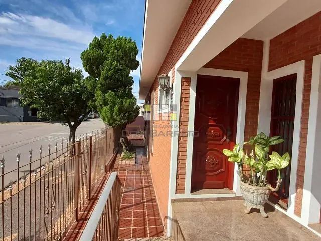 Casa 4 quartos e 2 banheiros, para alugar, no bairro Jardim Alvorada em Sumaré