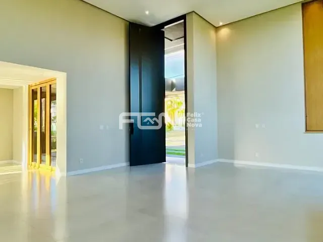Casa com 529m² 4 quartos e 4 banheiros, à venda, no bairro Alphaville (Abrantes) em Camaçari
