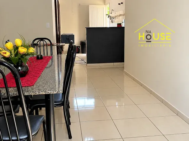 Casa 3 quartos e 2 banheiros, à venda, no bairro Santo Antônio em Cosmorama