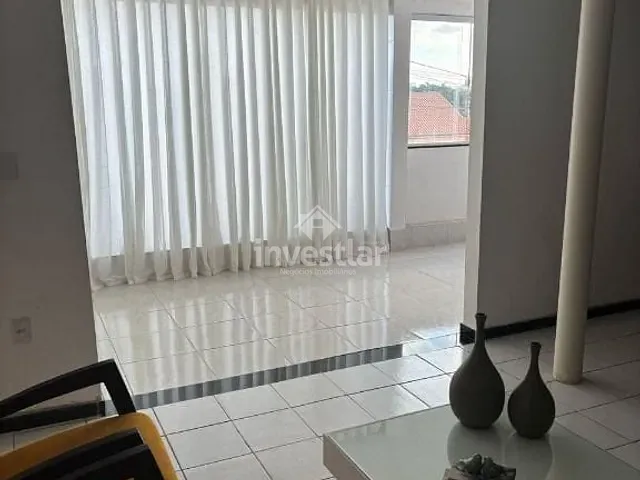 Casa 6 quartos e 5 banheiros, à venda, no bairro Itararé em Campina Grande