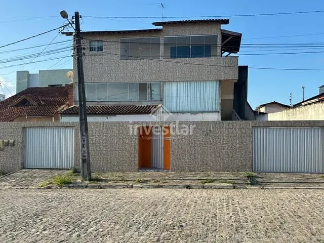 Casa 6 quartos e 5 banheiros, à venda, no bairro Itararé em Campina Grande