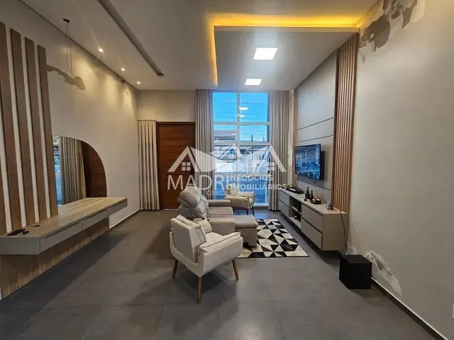 Casa 3 quartos e 3 banheiros, para alugar, no bairro Centro em Palhoça