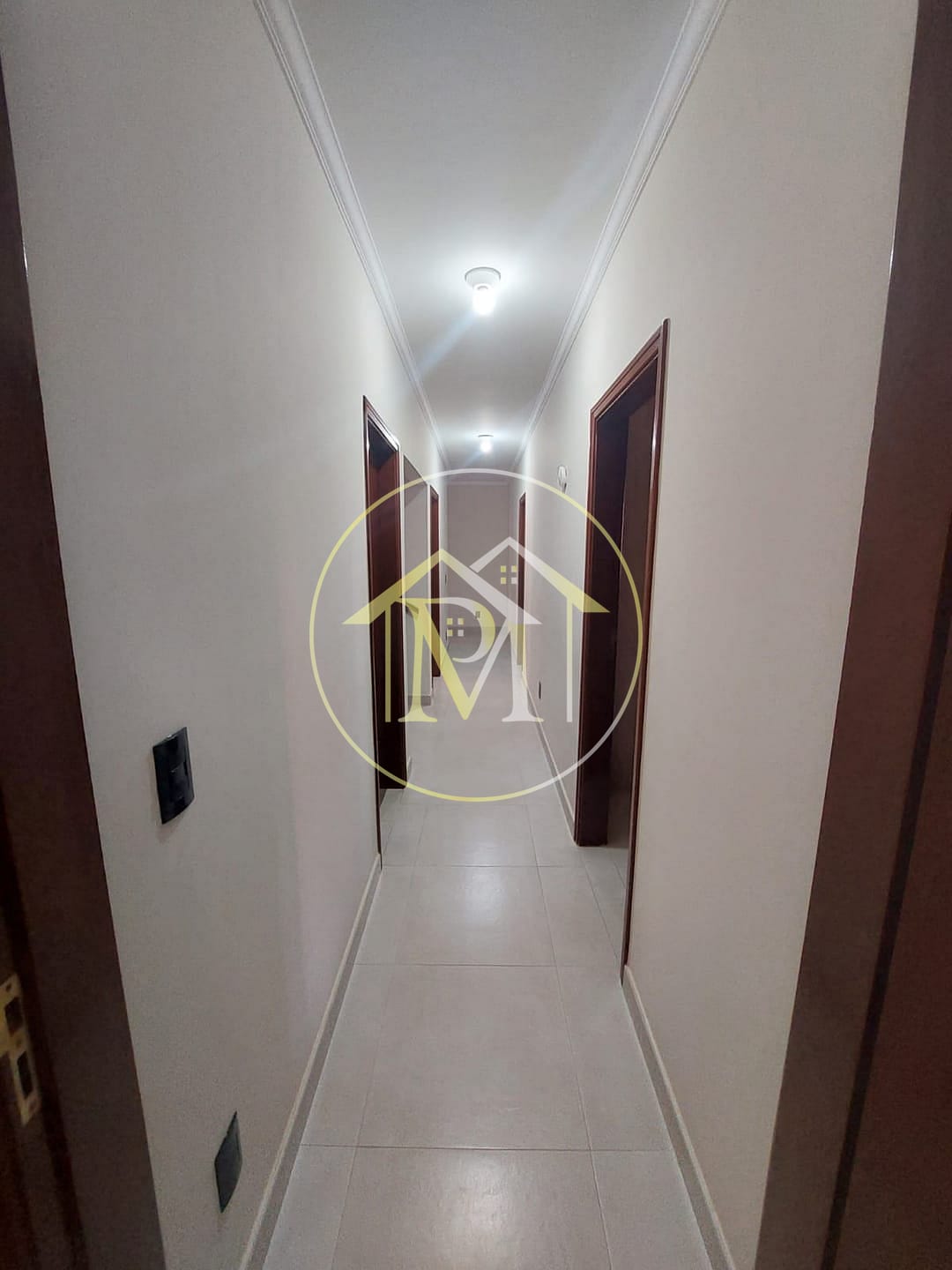 Casa à venda com 4 quartos, 438m² - Foto 22