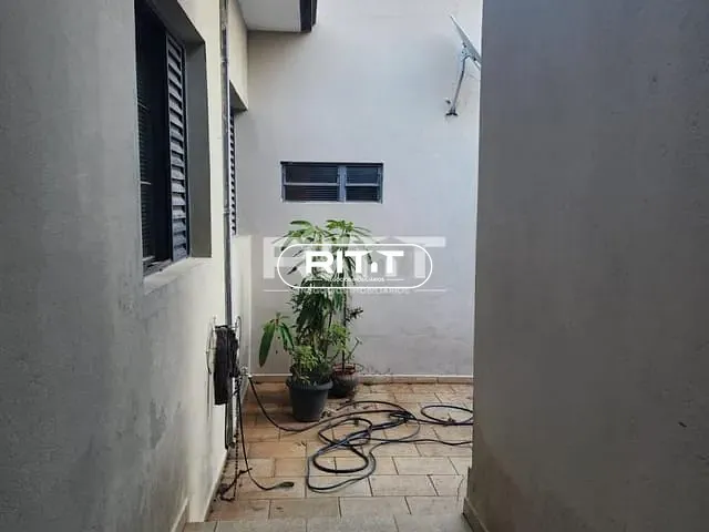 Casa com 3m² 3 quartos e 3 banheiros, à venda, no bairro Taquaral em Campinas