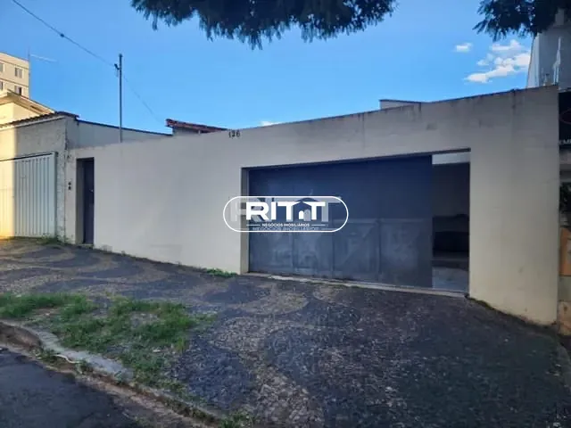 Casa com 3m² 3 quartos e 3 banheiros, à venda, no bairro Taquaral em Campinas