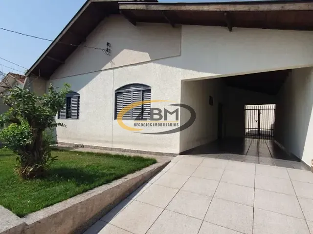 Casa com 200m² 3 quartos e 1 banheiro, à venda, no bairro Conjunto Vivi Xavier em Londrina