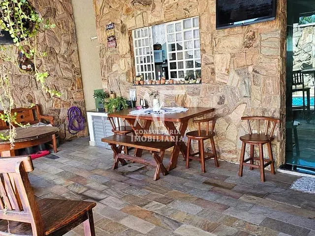 Casa 3 quartos e 3 banheiros, à venda, no bairro Barranco em Taubaté