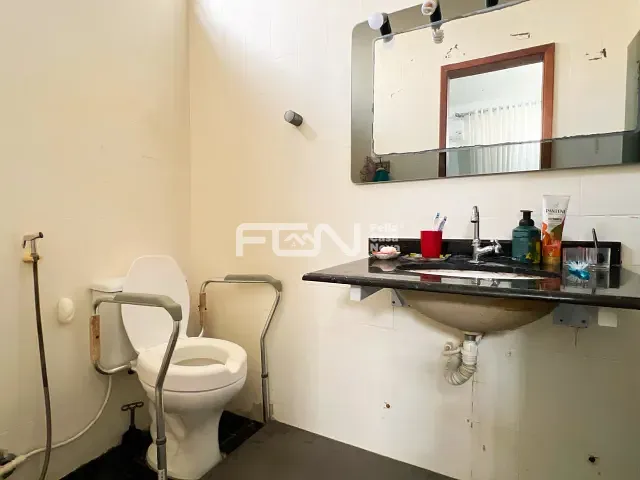 Casa com 360m² 3 quartos e 6 banheiros, à venda, no bairro Rio Vermelho em Salvador