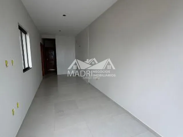 Casa 2 quartos e 1 banheiro, à venda, no bairro Barra do Aririú em Palhoça