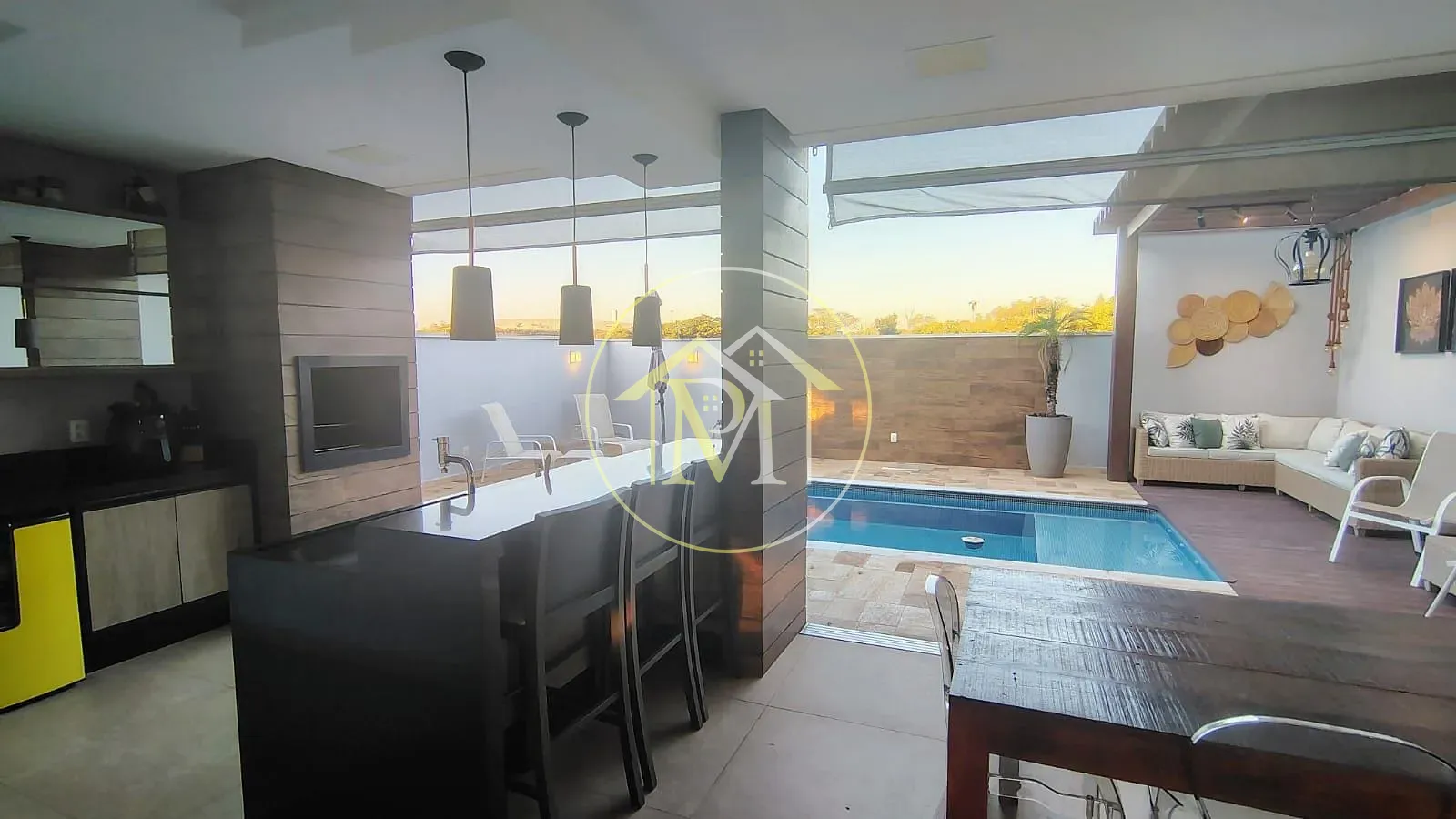 Casa, 3 quartos, 235 m² - Foto 3