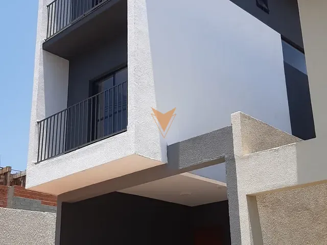 Casa 3 quartos e 2 banheiros, à venda, no bairro Das Pedras em Cotia