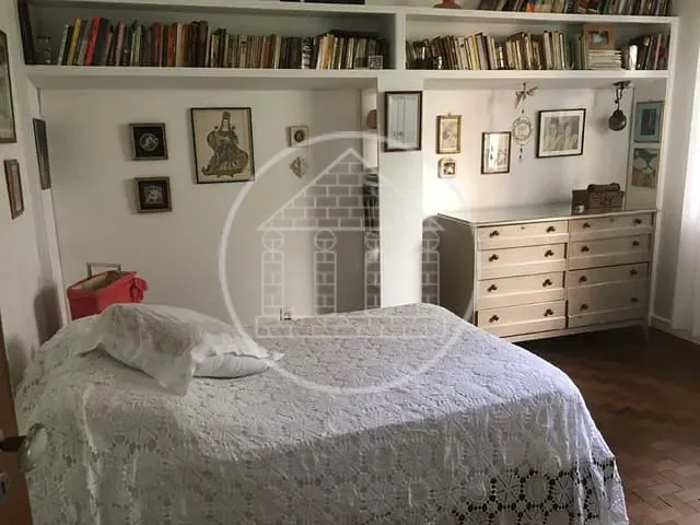 Casa com 750m², à venda, no bairro Campo Belo em São Paulo