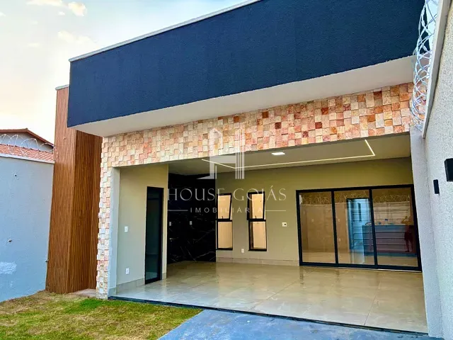 Casa com 216m² 3 quartos e 1 banheiro, à venda, no bairro Jardim Buriti Sereno em Aparecida de Goiânia