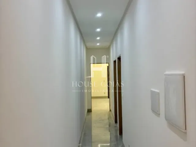 Casa com 216m² 3 quartos e 1 banheiro, à venda, no bairro Jardim Buriti Sereno em Aparecida de Goiânia