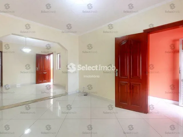 Casa com 160m², para alugar, no bairro Vila Guarani em Mauá