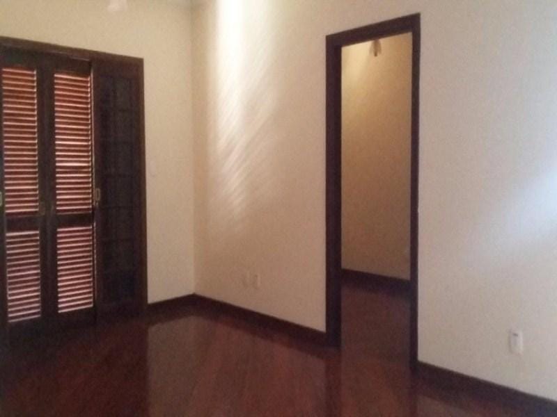 Casa, 3 quartos, 325 m² - Foto 24