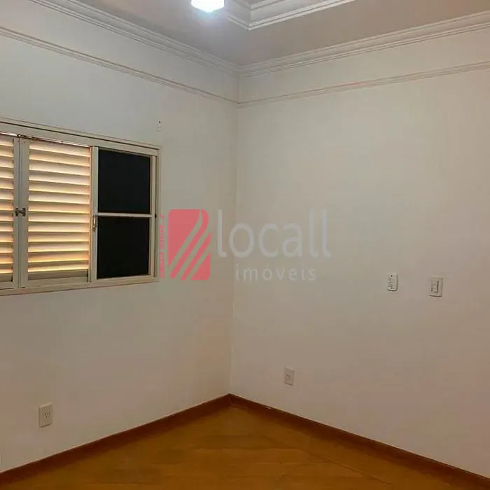 Casa com 3 quartos para aluguel, 200m² — foto 10 de 19