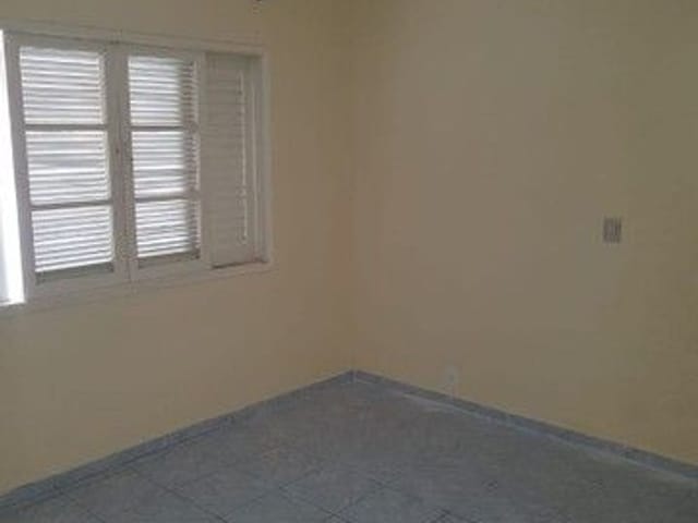 Casa com 180m² 2 quartos e 1 banheiro, à venda, no bairro Umuarama em Osasco