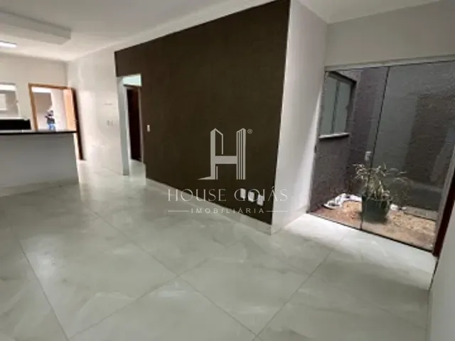 Casa com 180m² 2 quartos e 1 banheiro, à venda, no bairro Residencial Canadá em Goiânia