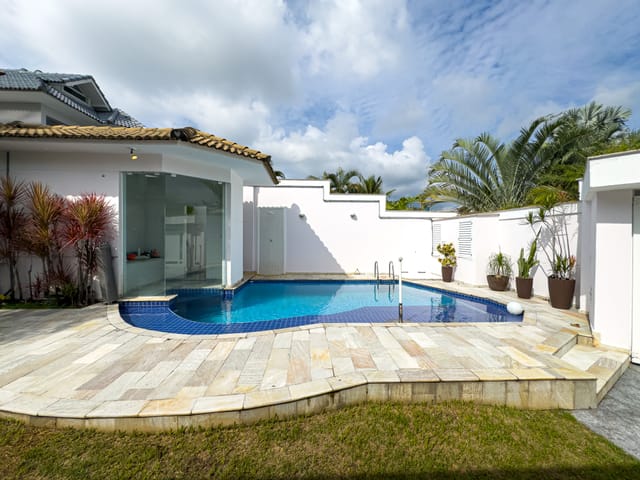 Casa com 340m² 3 quartos e 5 banheiros, à venda, no bairro Recreio dos Bandeirantes em Rio de Janeiro