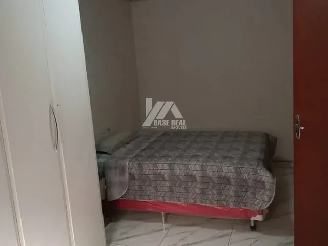 Casa com 330m² 4 quartos e 3 banheiros, à venda, no bairro Alto da XV em Guarapuava