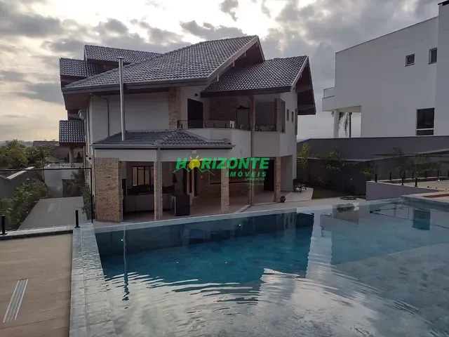 Casa com 1000m² 5 quartos e 7 banheiros, à venda ou para alugar, no bairro Jardim das Colinas em São José dos Campos