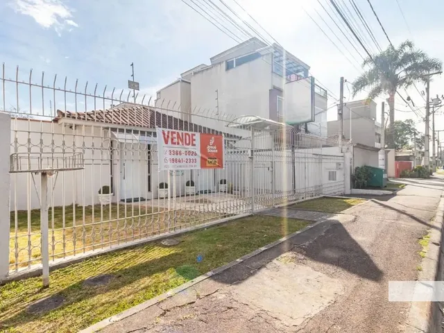 Casa 4 quartos e 3 banheiros, à venda, no bairro Hauer em Curitiba
