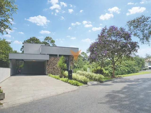 Casa 3 quartos e 4 banheiros, à venda, no bairro Jardim do Golf I em Jandira