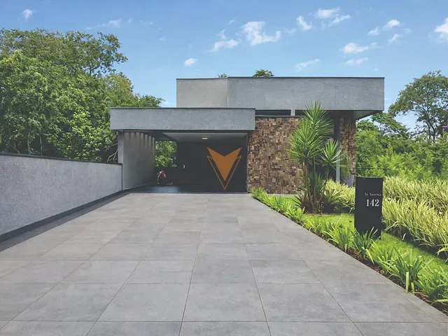 Casa 3 quartos e 4 banheiros, à venda, no bairro Jardim do Golf I em Jandira