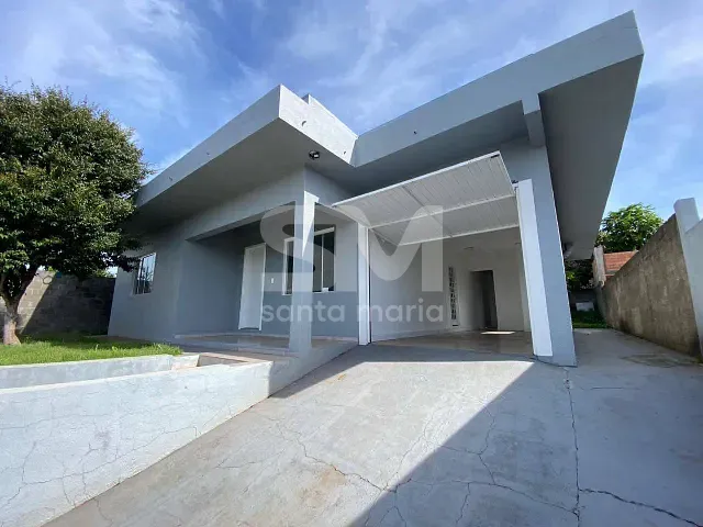 Casa 3 quartos e 2 banheiros, para alugar, no bairro Seminário em Chapecó
