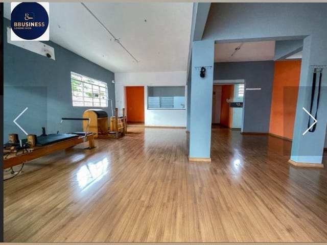 Casa com 605m², à venda, no bairro Canaã em Londrina