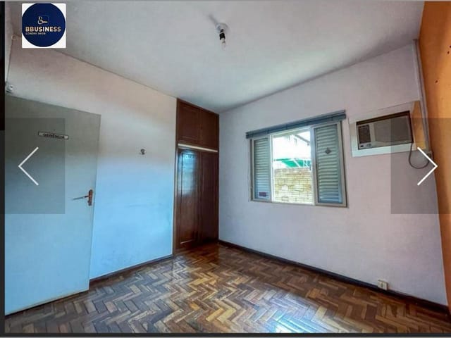 Casa com 605m², à venda, no bairro Canaã em Londrina