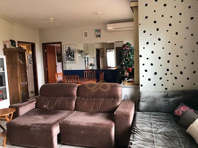 Casa com 250m² 3 quartos e 1 banheiro, à venda, no bairro Parque Residencial Groot em Holambra