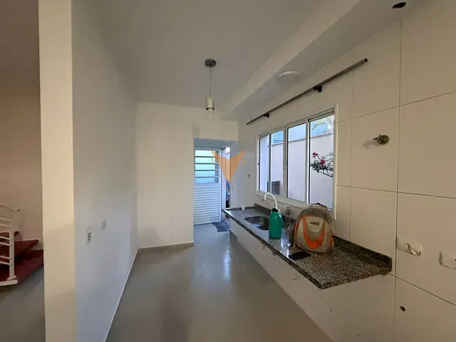 Casa com 134m² 3 quartos e 2 banheiros, à venda ou para alugar, no bairro Chácara do Carmo em Vargem Grande Paulista