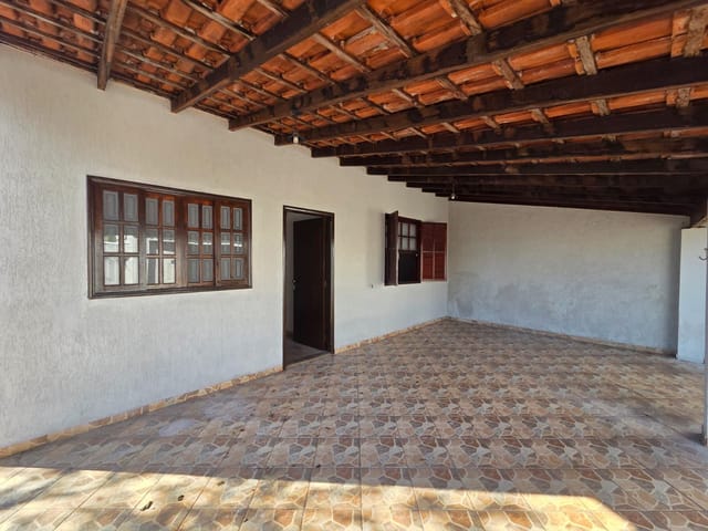 Casa com 199m² 2 quartos e 1 banheiro, à venda, no bairro Jardim Primavera em São João da Boa Vista