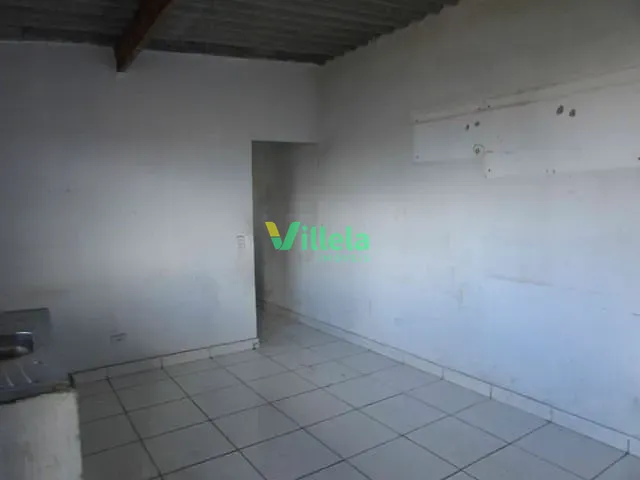 Casa 1 quarto e 1 banheiro, à venda, no bairro Jardim Amazonas em Itaquaquecetuba