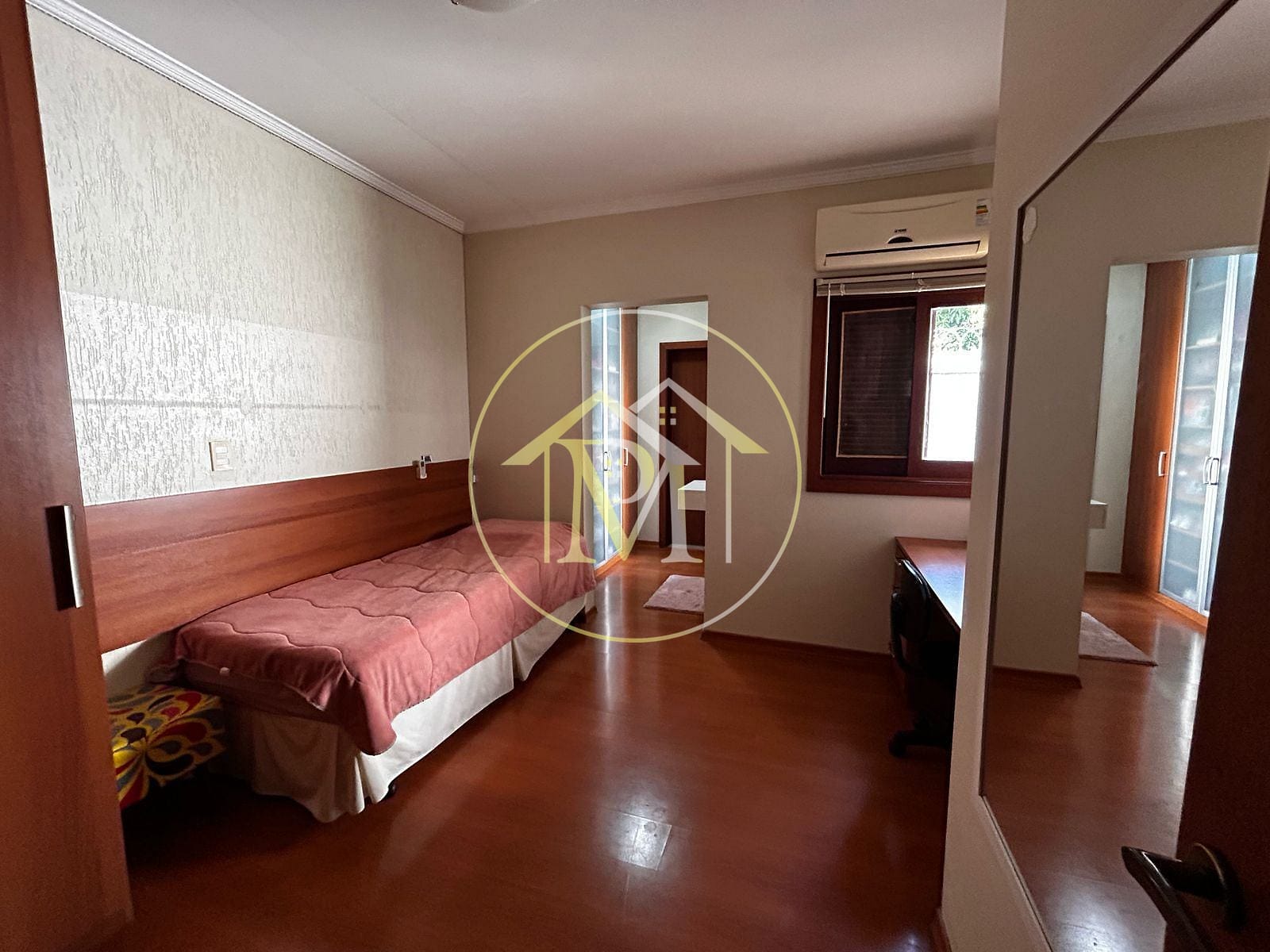 Casa à venda com 3 quartos, 145m² - Foto 14
